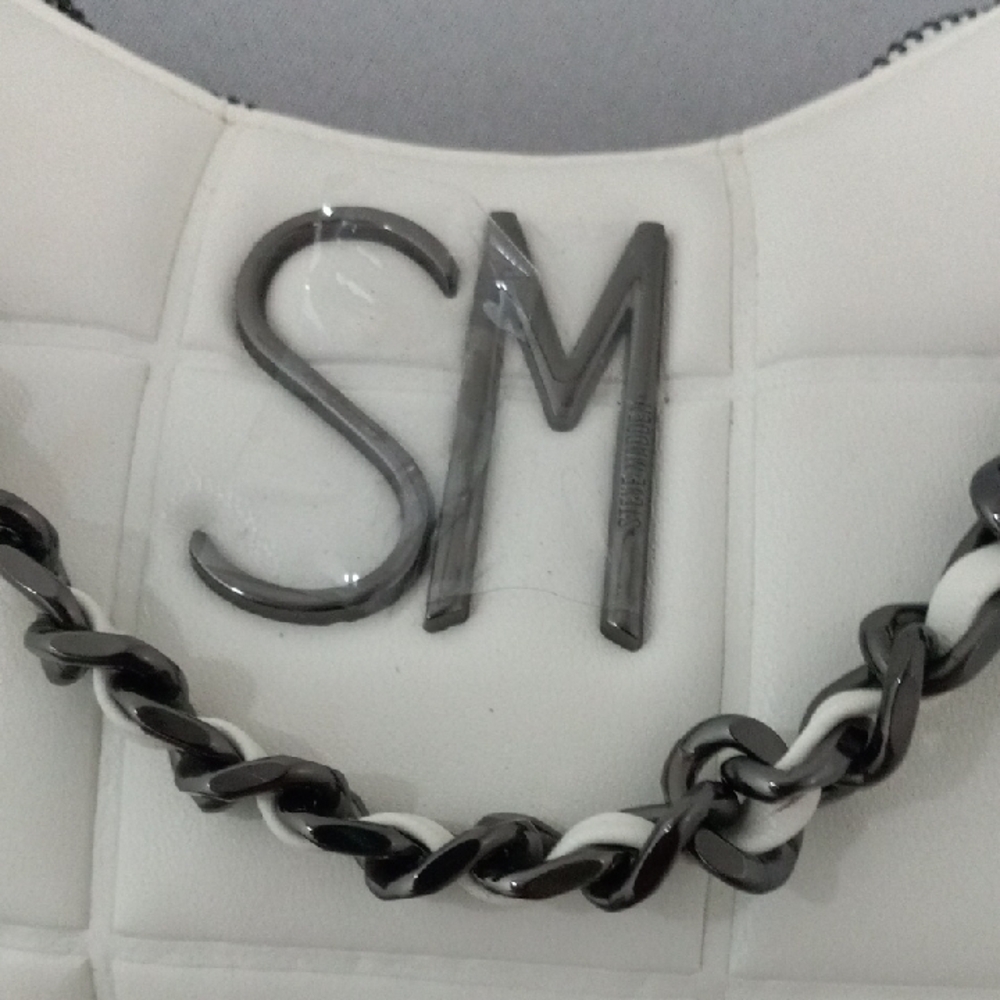 Steve Madden White Shoulder Bag with Chain Detail - Picture 4 of 5